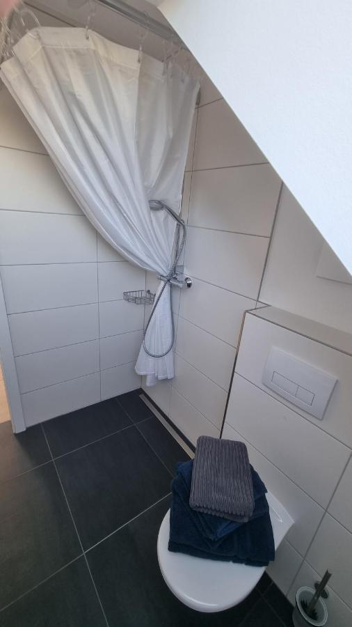Ferienwohnung Ruegen 1, Alt Reddevitz 108, Insel Ruegen, Mit Kamin Middelhagen Buitenkant foto