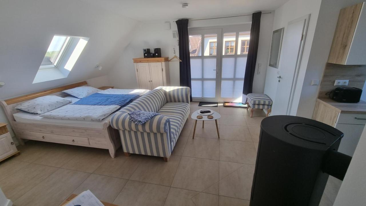 Ferienwohnung Ruegen 1, Alt Reddevitz 108, Insel Ruegen, Mit Kamin Middelhagen Buitenkant foto
